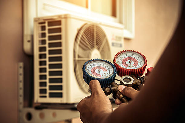 Professional Hvac technician working in Richwood, NJ